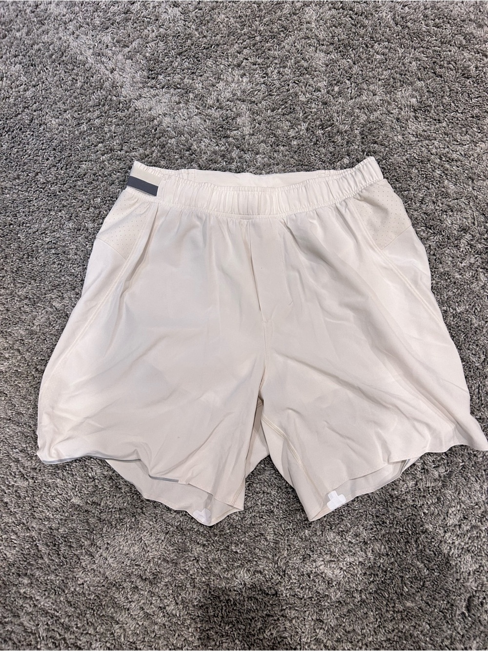 Lululemon Mile Maker Ripstop Lined 6” Shorts